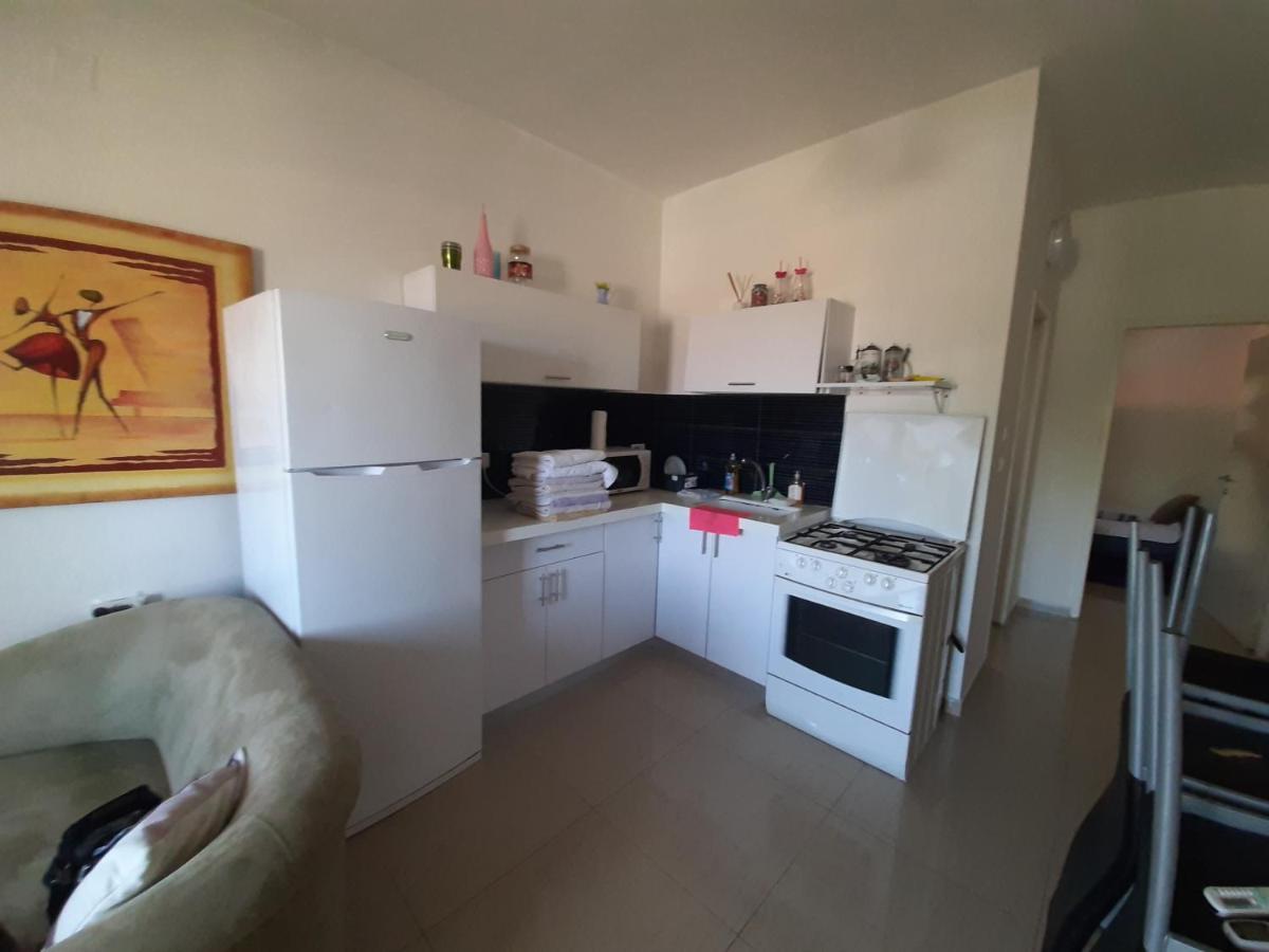 Family Apart Nahariya Exterior photo