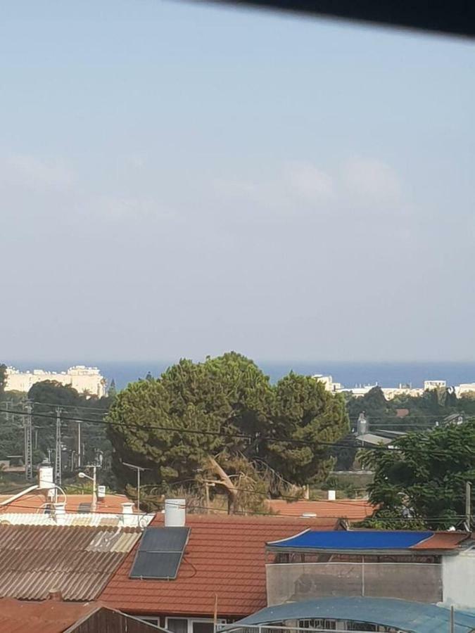 Family Apart Nahariya Exterior photo